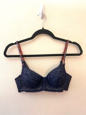 Anthropologie Floreat navy blue lace bra with floral lining size 36B